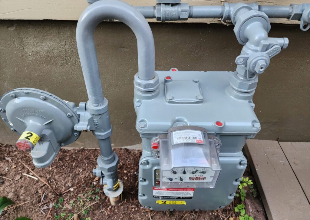Opinion: Two sides in battle over natural gas geared up for fight in Eugene, then issue crumbled