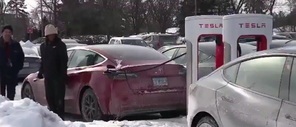 ‘A Bunch Of Dead Robots’: EV Charging Stations Suffer ‘Disaster’