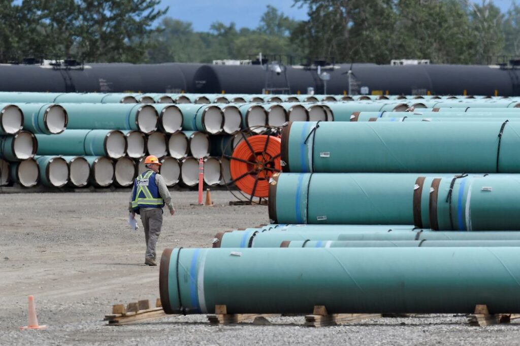 The U.S. is spoiled by cheap Canadian oil. That’s about to change.