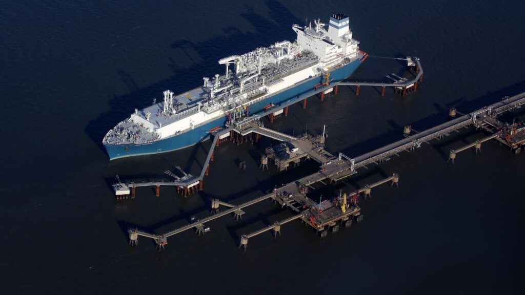 European industry groups warn of shuttered factories from Biden LNG pause
