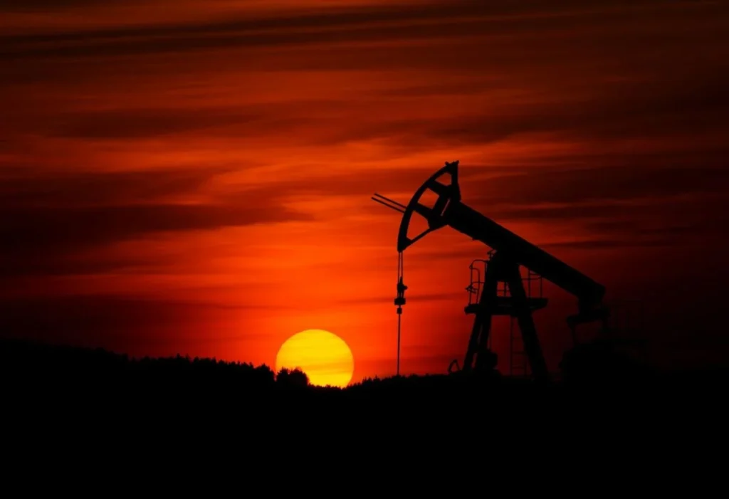 New poll shows swing state voters support domestic drilling