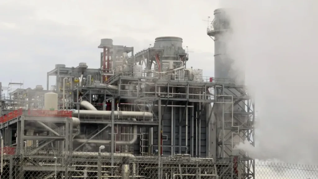 Large polluters cut greenhouse gas emissions 4 percent last year: EPA data