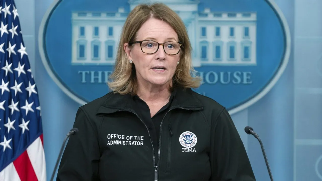 FEMA Chief Says She Will Ask For Independent Probe Into Orders To ...