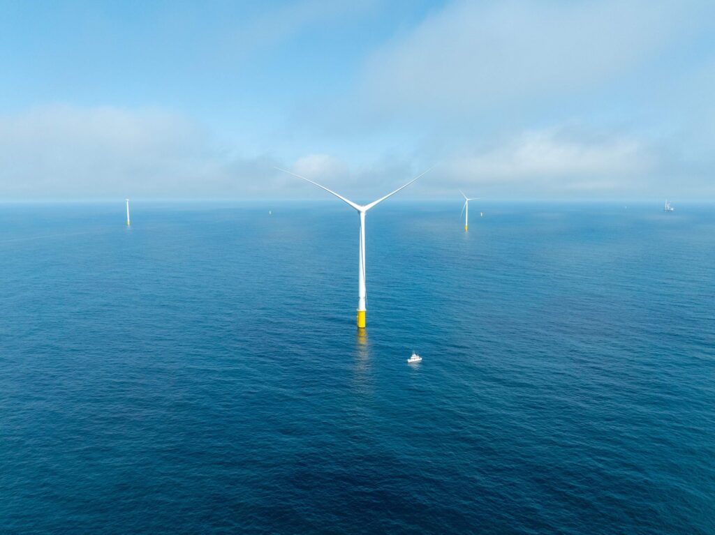 Vineyard Wind, country’s first large-scale offshore wind project, finishes construction