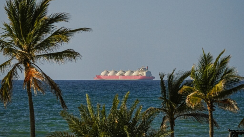 US military turns around 6 ships, ‘completely’ halts trade from Iran’s ports amid blockade
