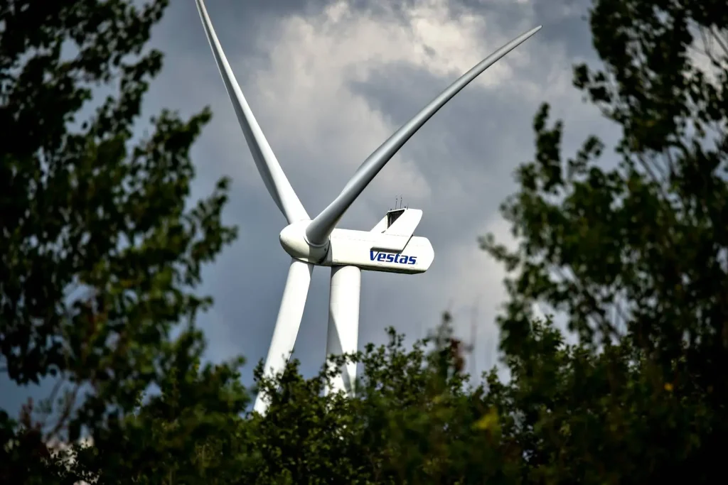 Analysis: Two Danish energy giants in two different green realities